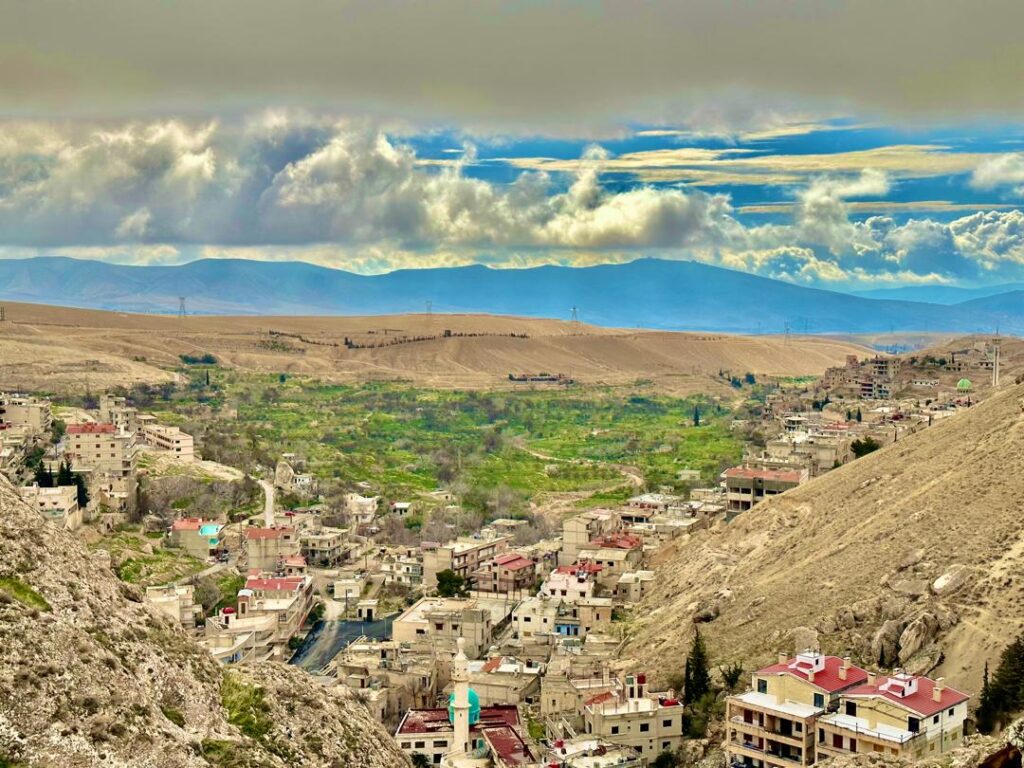 Want to explore ancient Christian heritage? Visit Maaloula, where Aramaic is still spoken. Discover this hidden gem – plan your trip now!