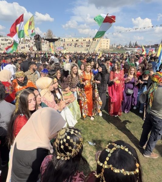 kurdish-nowruz-celebration-qamishly kurdish-nowruz-celebration-qamishly